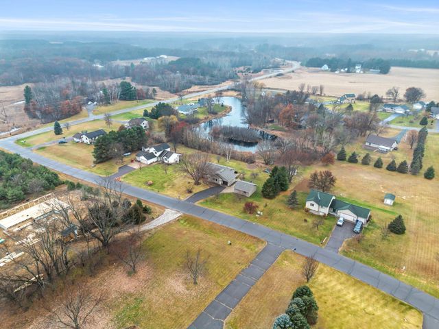 33584 Washington Street NE, Cambridge, MN 55008