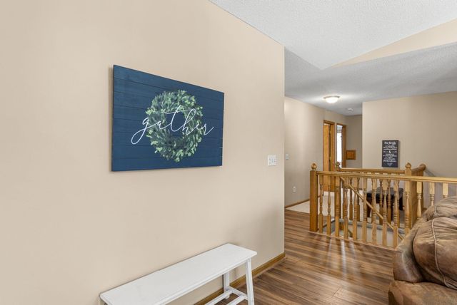 33584 Washington Street NE, Cambridge, MN 55008