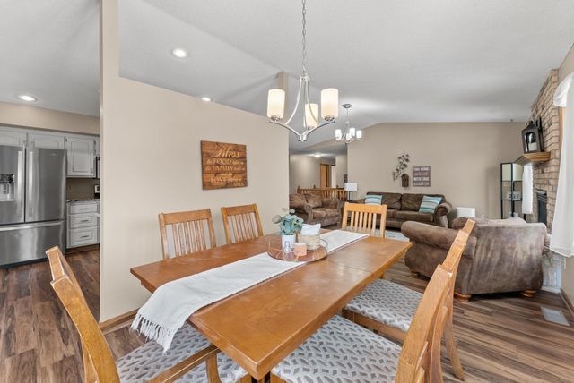 33584 Washington Street NE, Cambridge, MN 55008