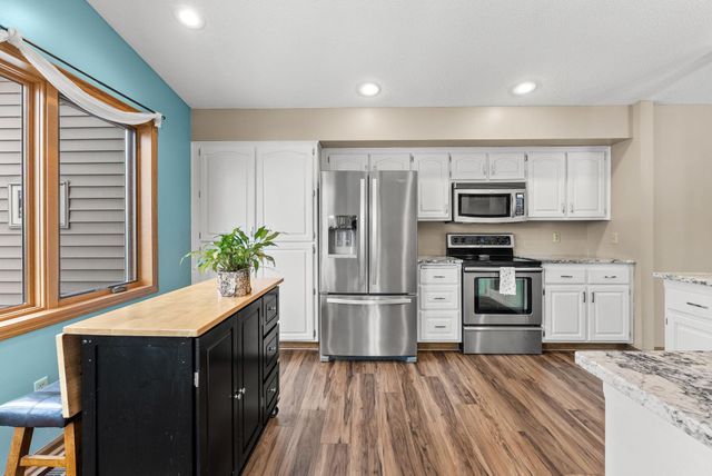 33584 Washington Street NE, Cambridge, MN 55008