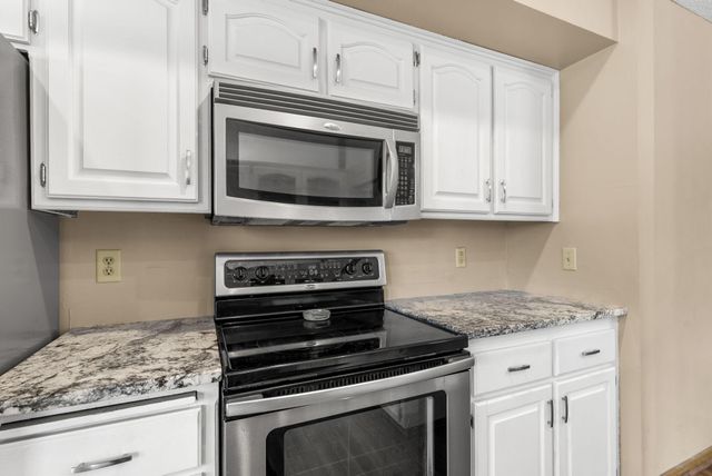 33584 Washington Street NE, Cambridge, MN 55008