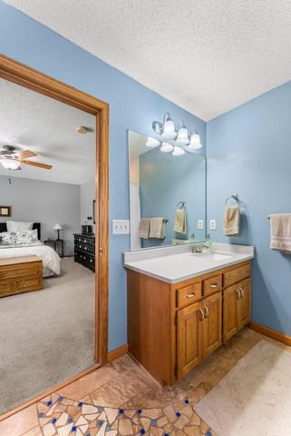 33584 Washington Street NE, Cambridge, MN 55008