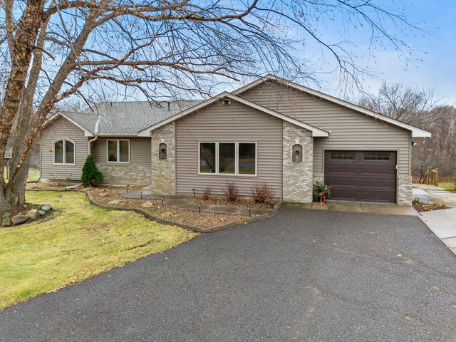 33584 Washington Street NE, Cambridge, MN 55008