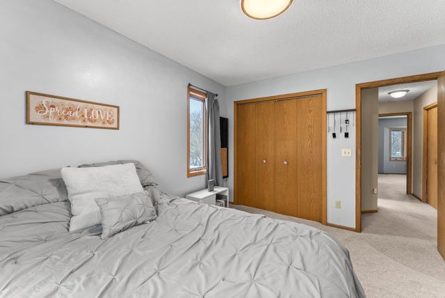 33584 Washington Street NE, Cambridge, MN 55008