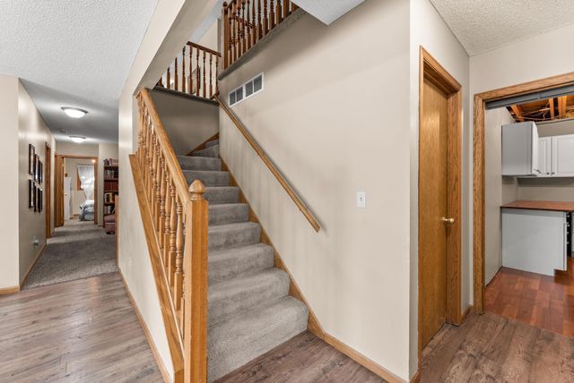 33584 Washington Street NE, Cambridge, MN 55008