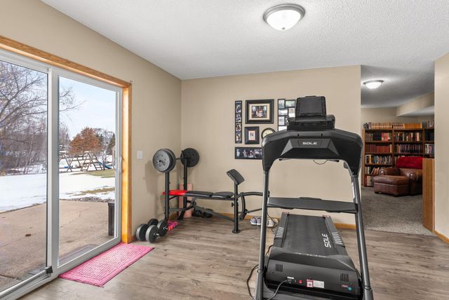 33584 Washington Street NE, Cambridge, MN 55008