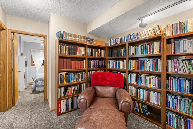 33584 Washington Street NE, Cambridge, MN 55008