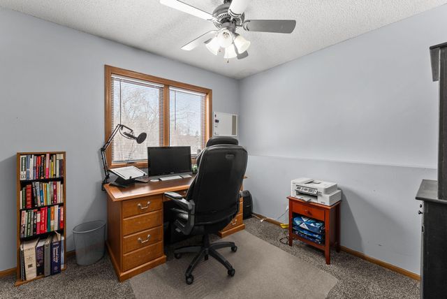 33584 Washington Street NE, Cambridge, MN 55008