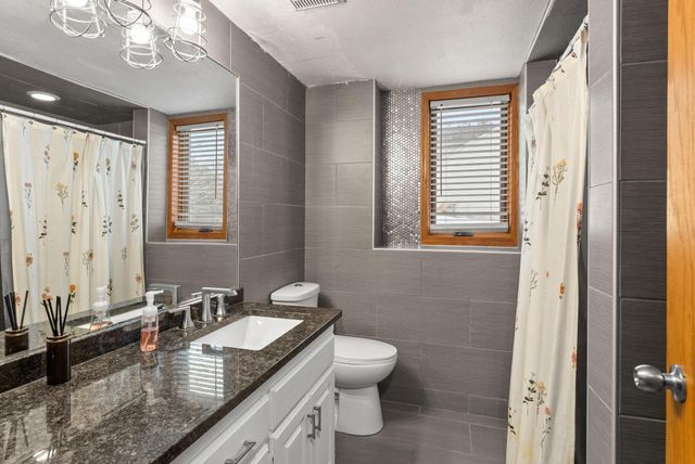 33584 Washington Street NE, Cambridge, MN 55008