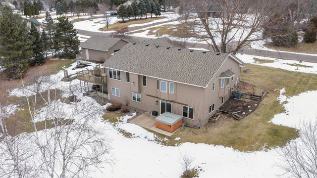 33584 Washington Street NE, Cambridge, MN 55008