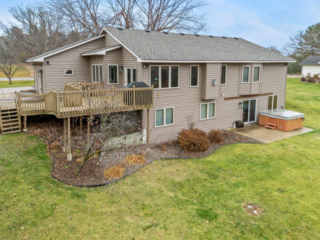 33584 Washington Street NE, Cambridge, MN 55008