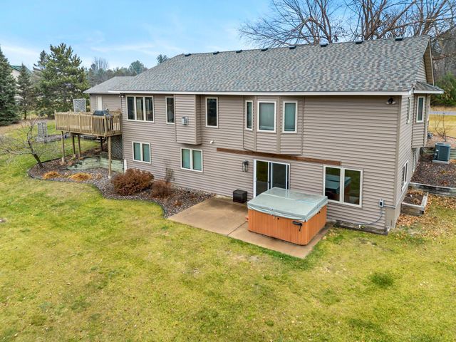 33584 Washington Street NE, Cambridge, MN 55008