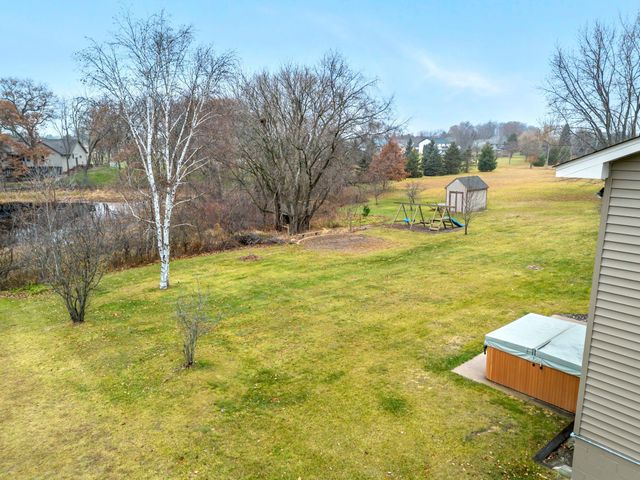 33584 Washington Street NE, Cambridge, MN 55008