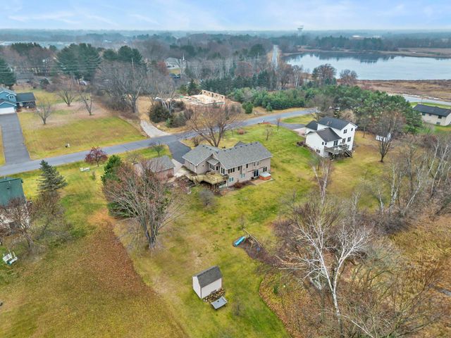 33584 Washington Street NE, Cambridge, MN 55008