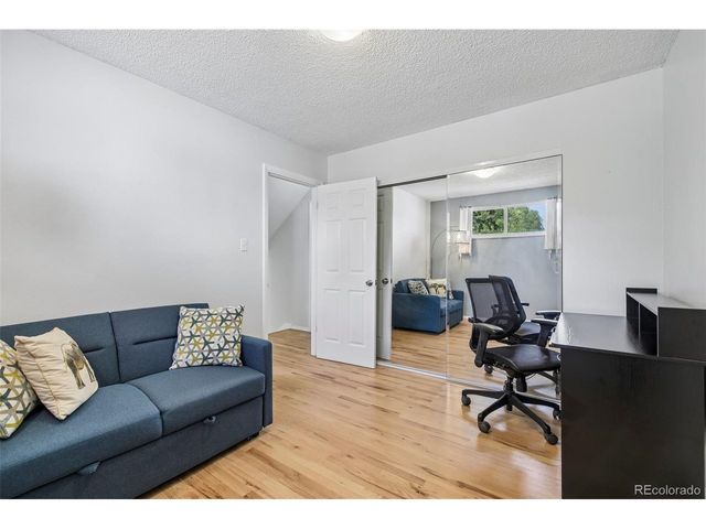 141 Zephyr St, Lakewood, CO 80226