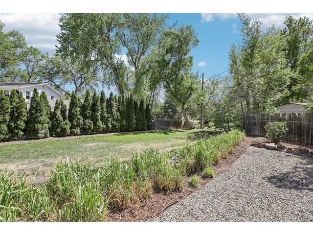 141 Zephyr St, Lakewood, CO 80226