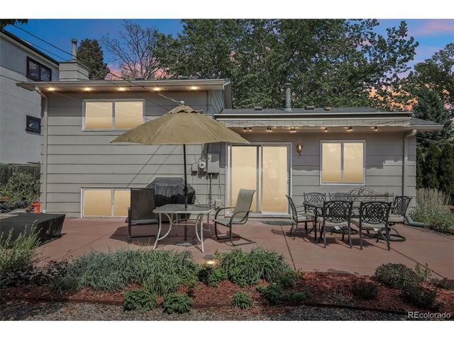 141 Zephyr St, Lakewood, CO 80226