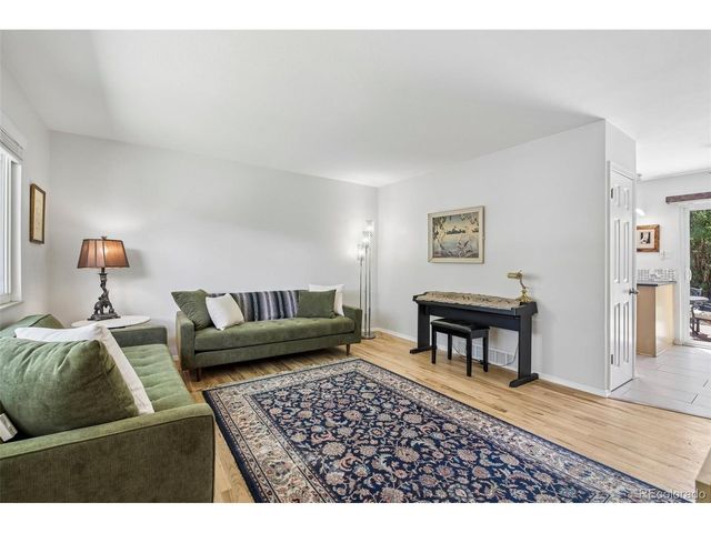 141 Zephyr St, Lakewood, CO 80226