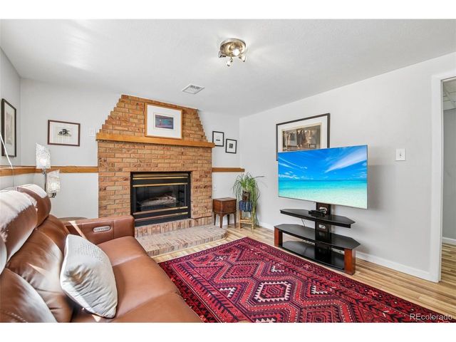 141 Zephyr St, Lakewood, CO 80226