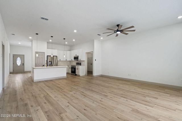 934 ANNA Avenue, Orange Park, FL 32073