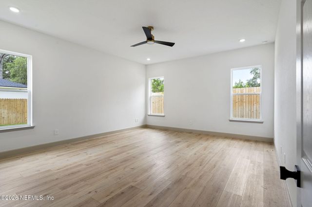 934 ANNA Avenue, Orange Park, FL 32073