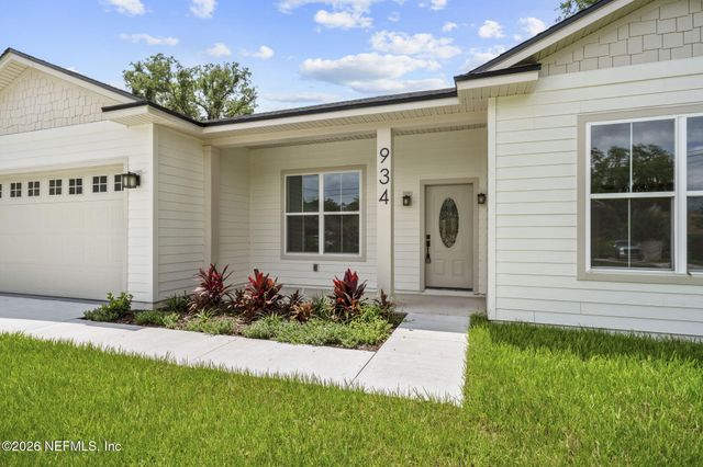 934 ANNA Avenue, Orange Park, FL 32073