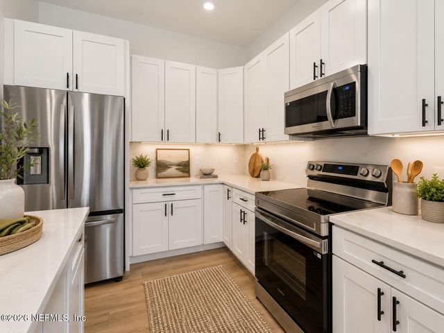 934 ANNA Avenue, Orange Park, FL 32073