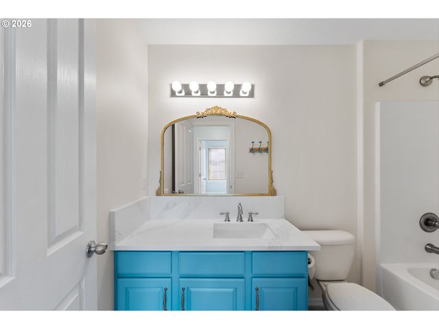 16415 Se PYRITE St, Damascus, OR 97089