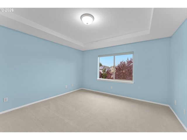 16415 Se PYRITE St, Damascus, OR 97089