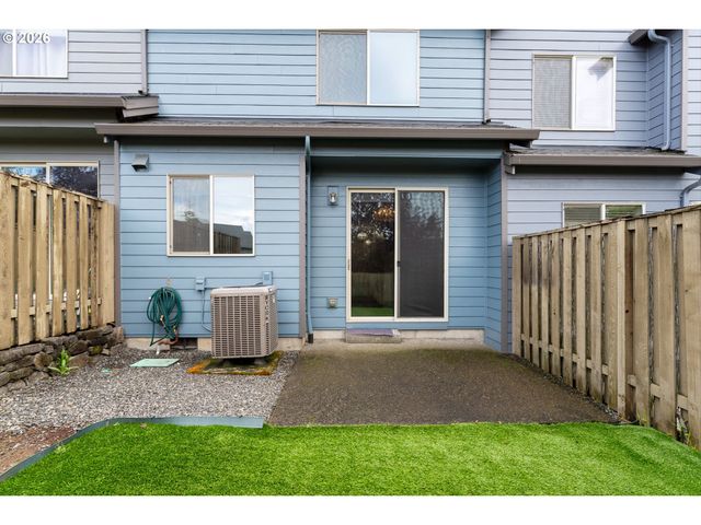 16415 Se PYRITE St, Damascus, OR 97089