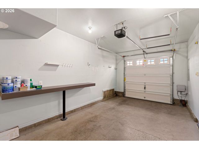 16415 Se PYRITE St, Damascus, OR 97089