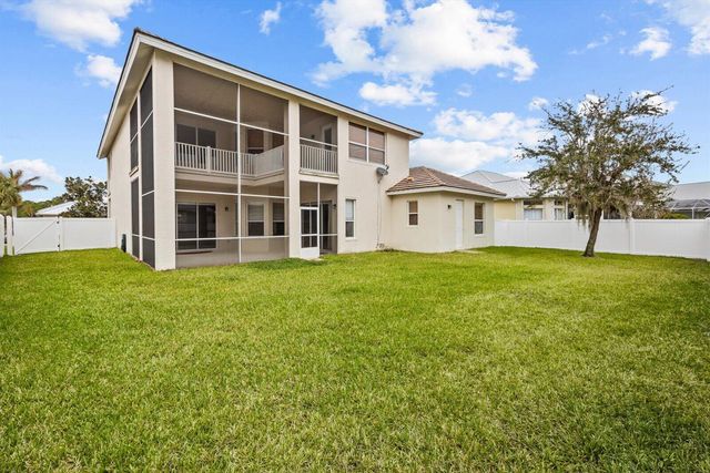 206 NW Magnolia Lakes Boulevard, Port St. Lucie, Port St Lucie, FL 34986