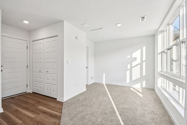 378 Summit Circle, Lombard, IL 60148