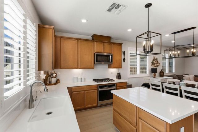 2923 Kings Way, Hollister, CA 95023