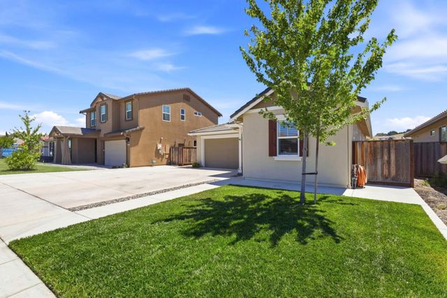2923 Kings Way, Hollister, CA 95023