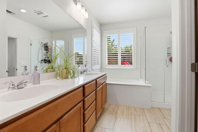 2923 Kings Way, Hollister, CA 95023