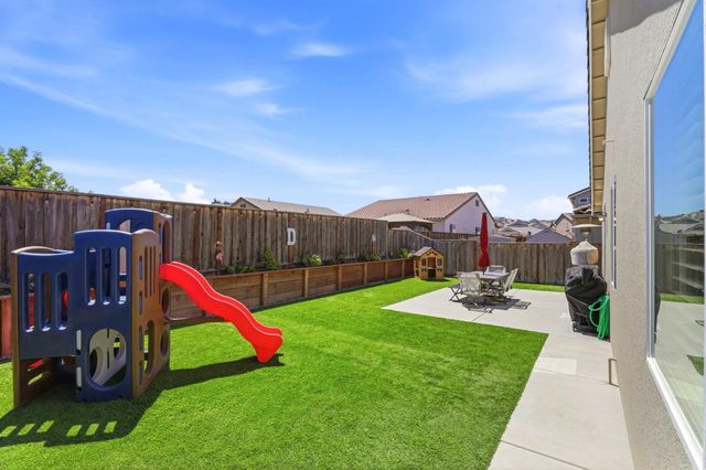 2923 Kings Way, Hollister, CA 95023