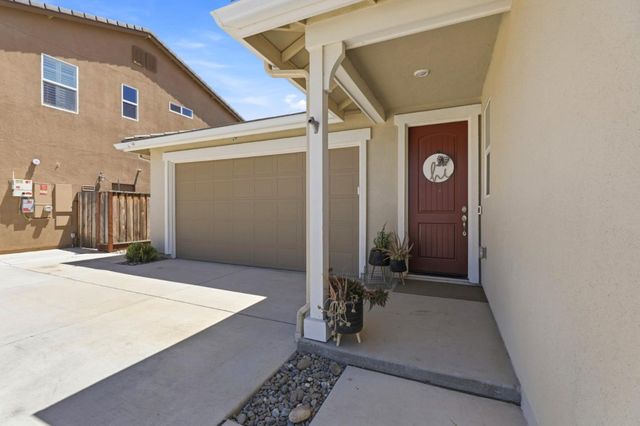 2923 Kings Way, Hollister, CA 95023