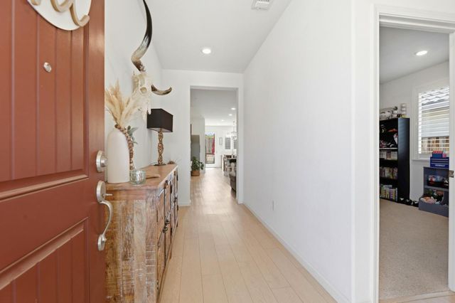 2923 Kings Way, Hollister, CA 95023