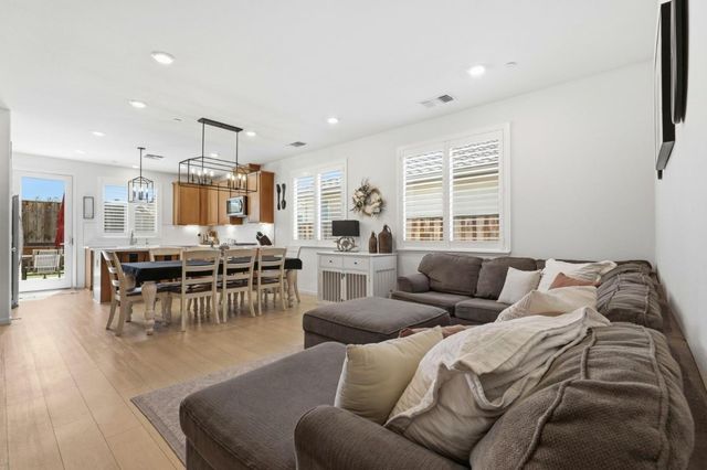2923 Kings Way, Hollister, CA 95023