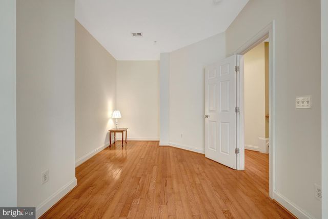 120 FORTNIGHTLY BLVD, Herndon, VA 20170