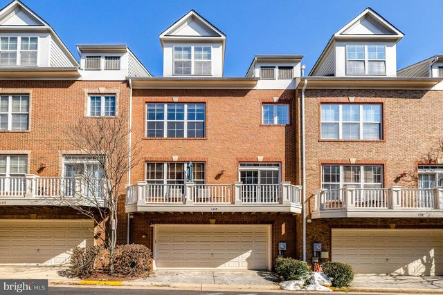 120 FORTNIGHTLY BLVD, Herndon, VA 20170