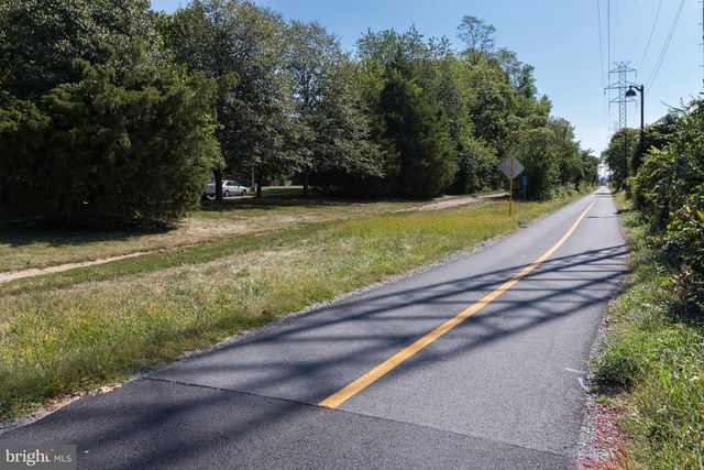 120 FORTNIGHTLY BLVD, Herndon, VA 20170