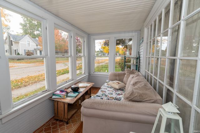 223 Kenwood Avenue, Elkhart, IN 46516