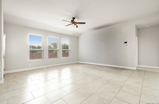 8846 Chavez Path, San Antonio, TX 78254