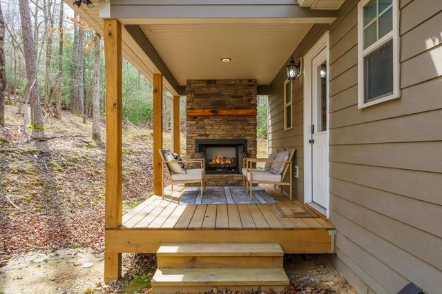 113 Matrix Lane, Ellijay, GA 30540