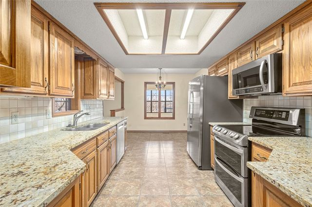 80 Sherlock Drive, Bella Vista, AR 72715