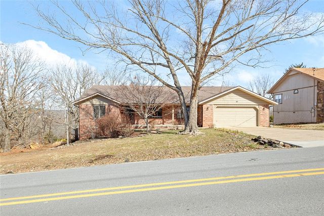 80 Sherlock Drive, Bella Vista, AR 72715