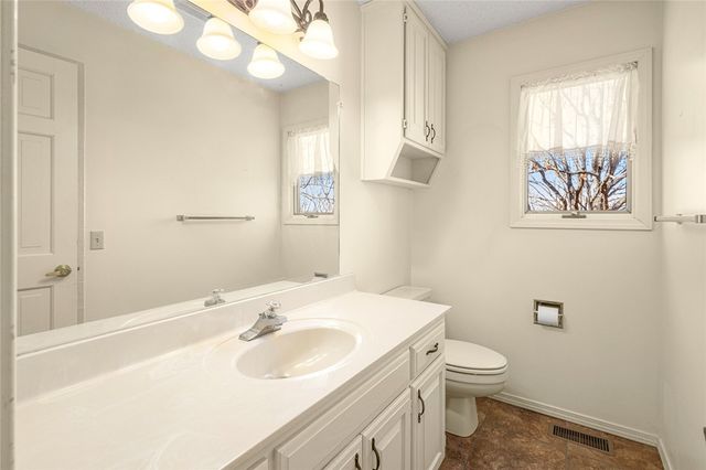 80 Sherlock Drive, Bella Vista, AR 72715