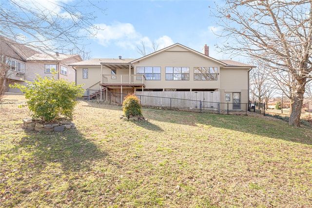 80 Sherlock Drive, Bella Vista, AR 72715